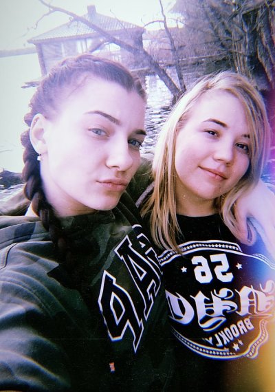2girls_stoned_ naked stripping on cam for live sex video chat
