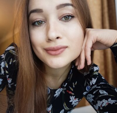 _Alex_Clark_ naked stripping on cam for live sex video chat