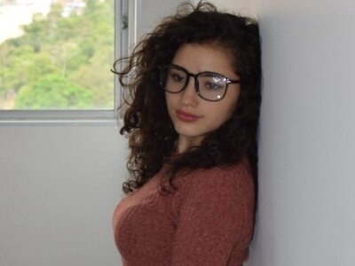 alexa_june naked stripping on cam for live sex video chat