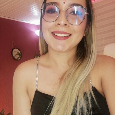 alicia_o naked stripping on cam for live sex video chat