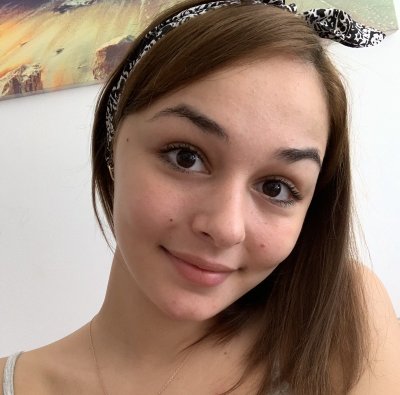 Alinkajasker naked stripping on cam for live sex video chat