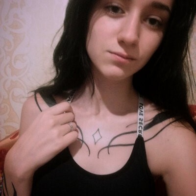 AmandiStars naked stripping on cam for live sex video chat