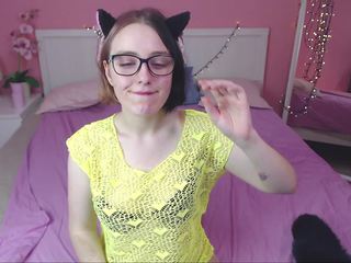 Amber, ? naked Live Sex Chat Room