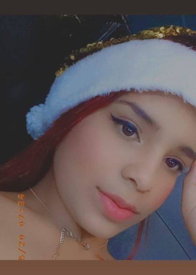 Anastasiacurtt1 naked stripping on cam for live sex video chat