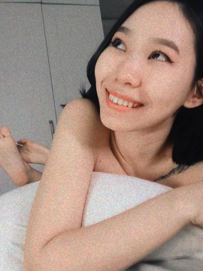 anna_xirano naked stripping on cam for live sex video chat
