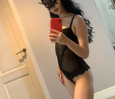ayamo_sien naked stripping on cam for live sex video chat