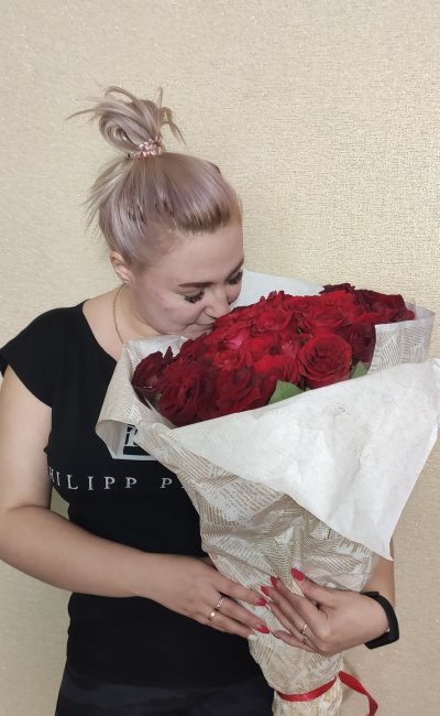 BEATRYCZE naked stripping on cam for live sex video chat