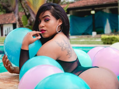 blackhardfuck naked stripping on cam for live sex video chat
