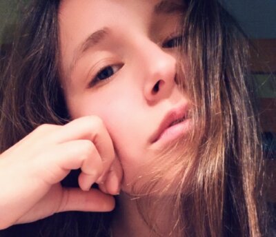 BlueSkye21 naked stripping on cam for live sex video chat