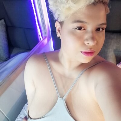 camilapastel naked stripping on cam for live sex video chat