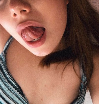 CandyXBubble naked stripping on cam for live sex video chat