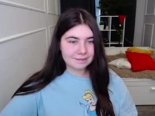 carolinedaniel naked Live Sex Chat Room