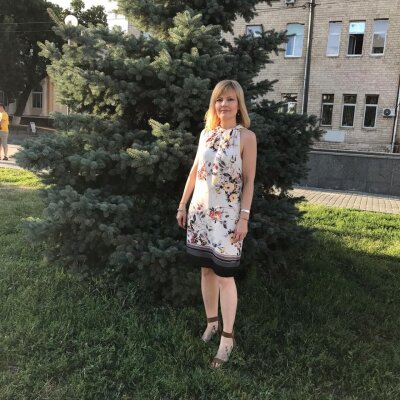 CarolKitten naked stripping on cam for live sex video chat