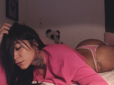 _cataleyasweet naked stripping on cam for live sex video chat