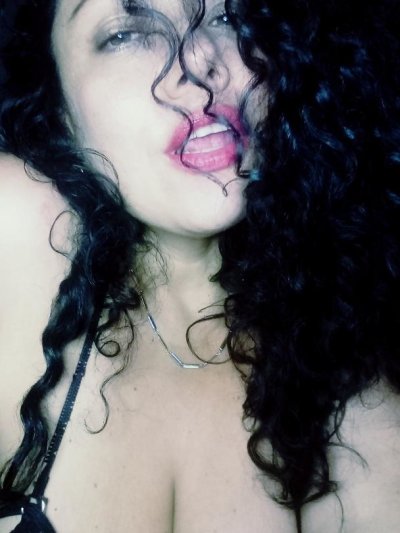 Cherryboobss naked stripping on cam for live sex video chat
