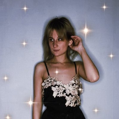 Chloe_Wattson naked stripping on cam for live sex video chat