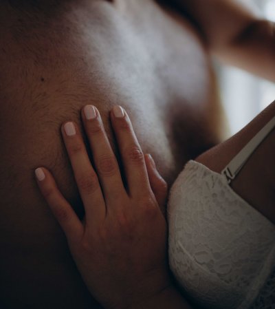 couple_inlove naked stripping on cam for live sex video chat