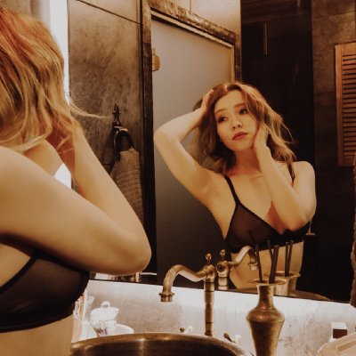 DanaCandy naked stripping on cam for live sex video chat