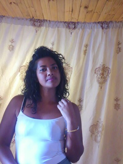 dorisralambosoa naked stripping on cam for live sex video chat