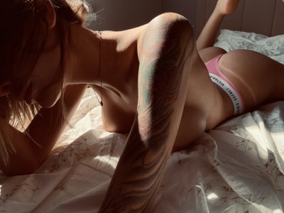 drug_girl naked stripping on cam for live sex video chat