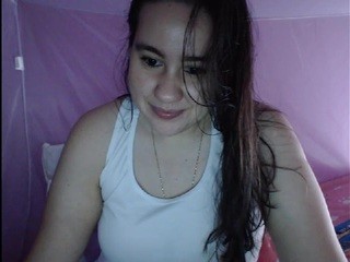 emiilyclarkk naked Live Sex Chat Room