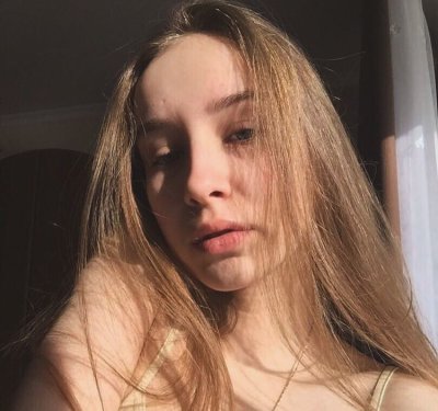 Erikawow naked stripping on cam for live sex video chat