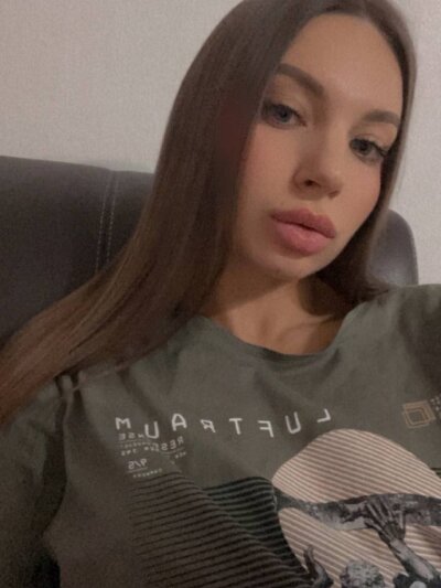 eva__j naked stripping on cam for live sex video chat