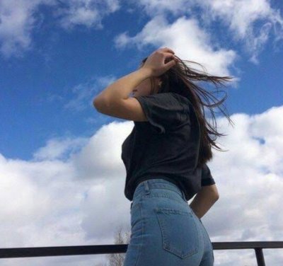 gizem_li naked stripping on cam for live sex video chat