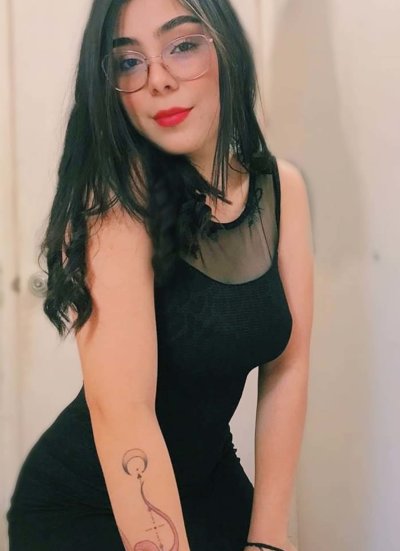 GraceStone naked stripping on cam for live sex video chat
