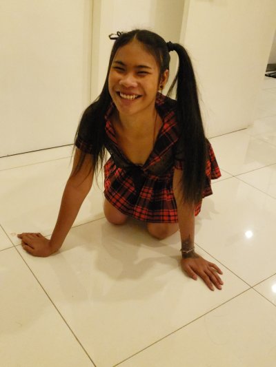 hotasiancheaptipmenu naked stripping on cam for live sex video chat
