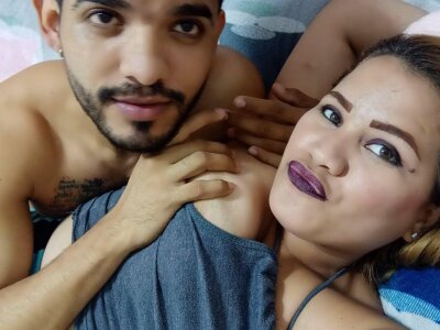 hotsexyduox naked stripping on cam for live sex video chat