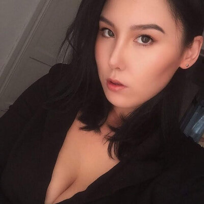 In_na naked stripping on cam for live sex video chat