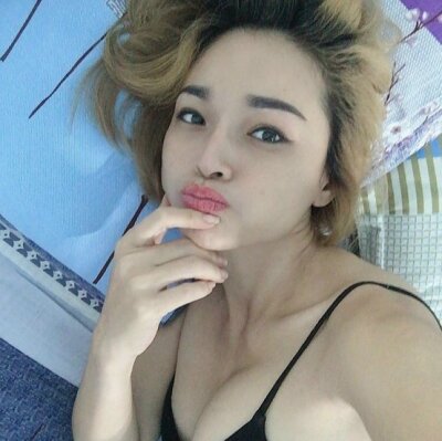 Ivyle naked stripping on cam for live sex video chat