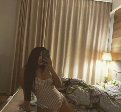 japanes_hinata naked stripping on cam for live sex video chat