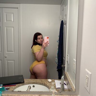 joeystaciee naked stripping on cam for live sex video chat