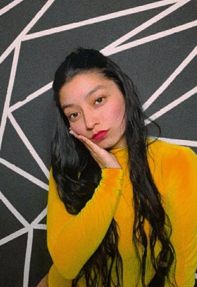 julieetaa naked stripping on cam for live sex video chat