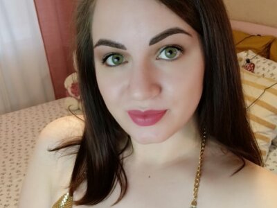 _katrin_ naked stripping on cam for live sex video chat