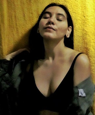 KayaGill naked stripping on cam for live sex video chat