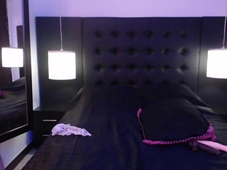 khloewood naked Live Sex Chat Room