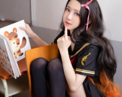 Kim_Yoo_Jung naked stripping on cam for live sex video chat