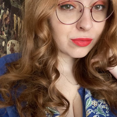 _kitty_queen_ naked stripping on cam for live sex video chat