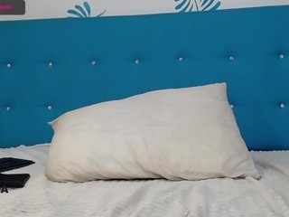 kriistenbell naked Live Sex Chat Room