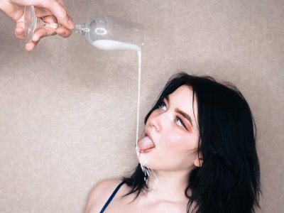 LanaStar naked stripping on cam for live sex video chat