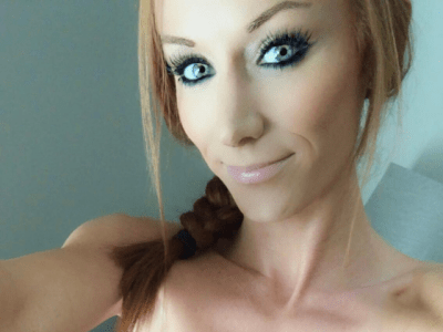 Lexi_Star naked stripping on cam for live sex video chat
