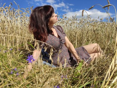 _Lily_ naked stripping on cam for live sex video chat