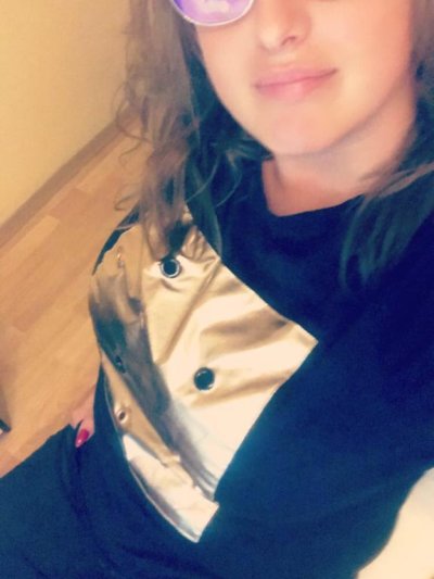 LIVYA naked stripping on cam for live sex video chat
