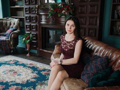 Lora_Dear naked stripping on cam for live sex video chat