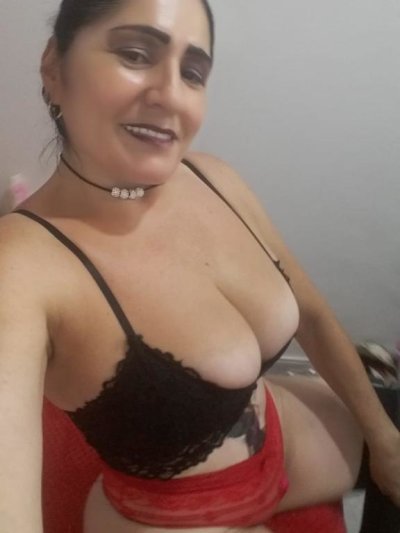 madure_bigboobs naked stripping on cam for live sex video chat