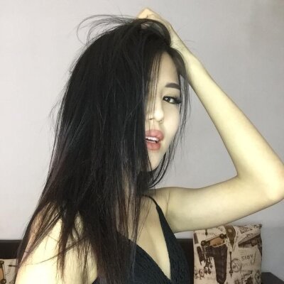 maiya_lu naked stripping on cam for live sex video chat