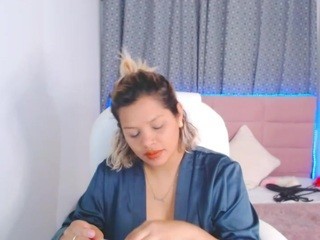 marii-gonzz naked Live Sex Chat Room
